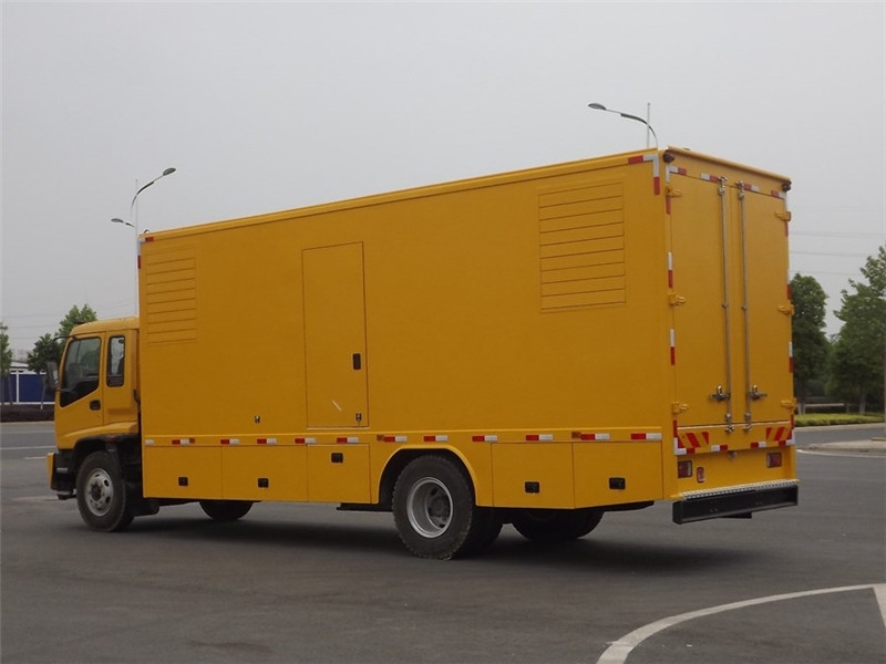 吴江发电车出租- 柴油发电机油箱怎么清洗