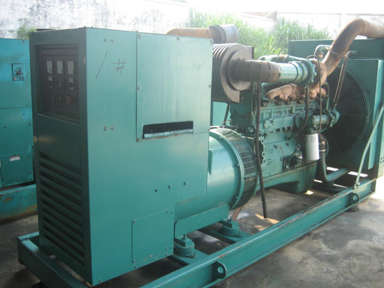 吴江租赁发电机- 发电机碳刷磨损的原因是什么