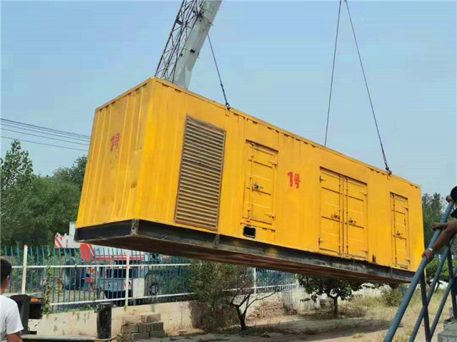 吴江300KW柴油发电机组油耗是多少？